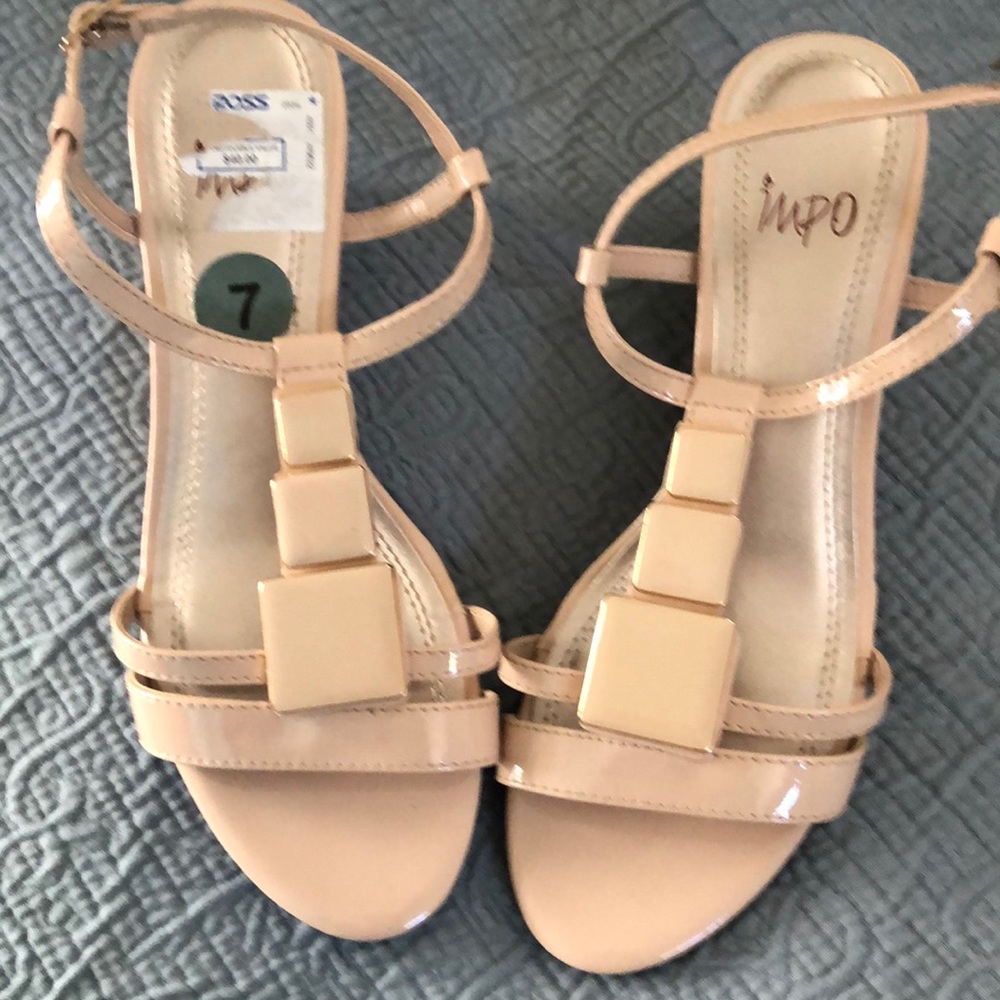 Ladies low heeled wedge Sandals